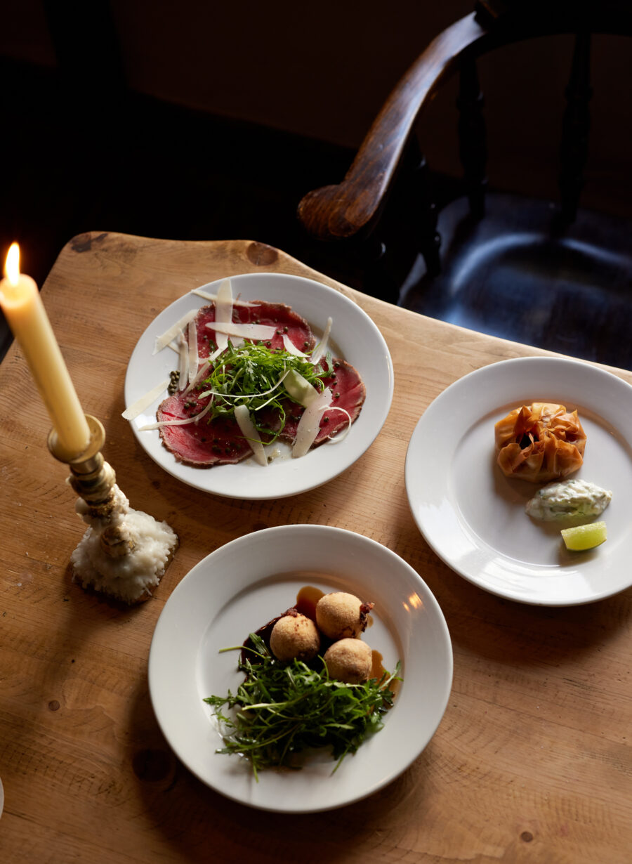 silver plough pitton seasonal dining